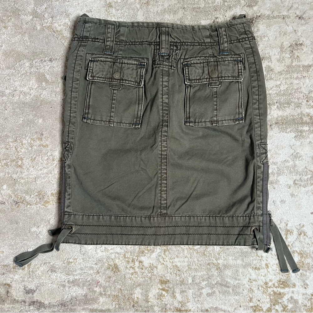 🫒 Y2K| 90s-20s American Eagle Outfitters‎ Utility Cargo Skirt 🫒 - Picture 2 of 8